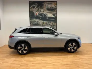 GLC 300 e 4Matic Offroad Distronic Pano AHK 360