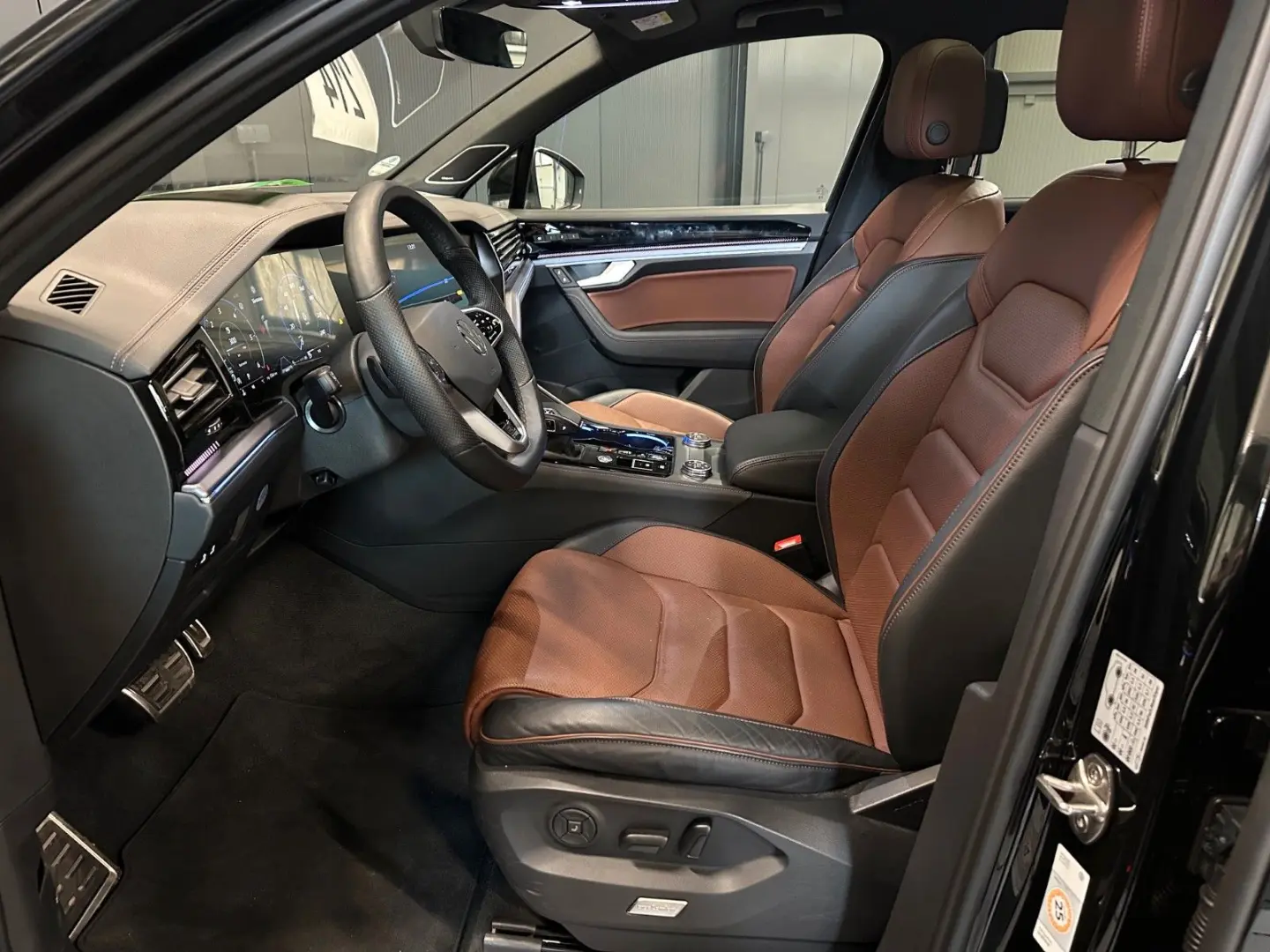 Touareg R-Line 4Mot.*NP:113.210EUR*Nachtsicht*