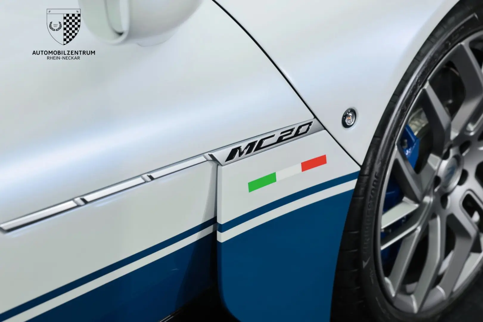 MC20 Icona 1 of 20/MC12-Celebration/RacingSeats