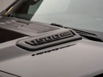 DODGE RAM 1500 LARAMIE