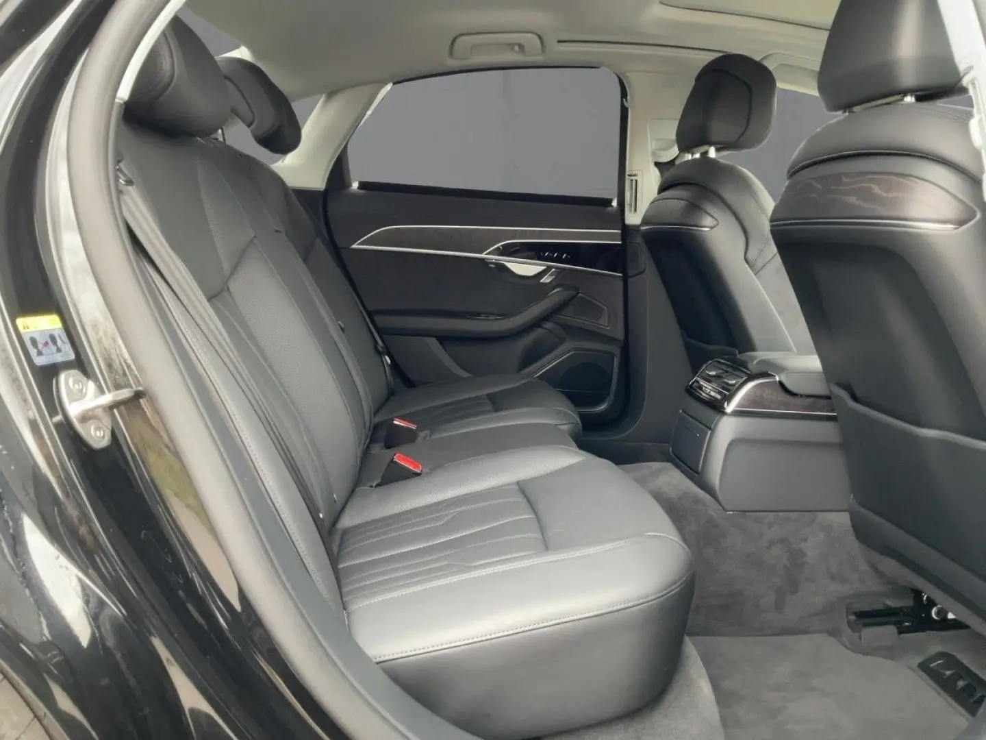 A8 60 TFSI e QU MATRIX+NAVI+HuD+B&O+TV+AIR+PANO