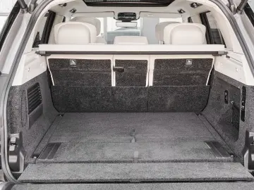 Range Rover P550e Autobiography*AHK*Side Steps
