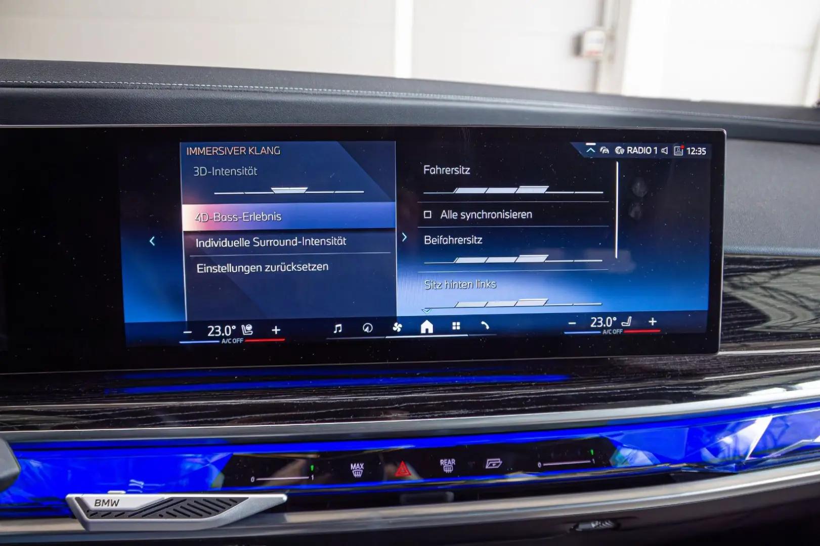 BMW i7 M60