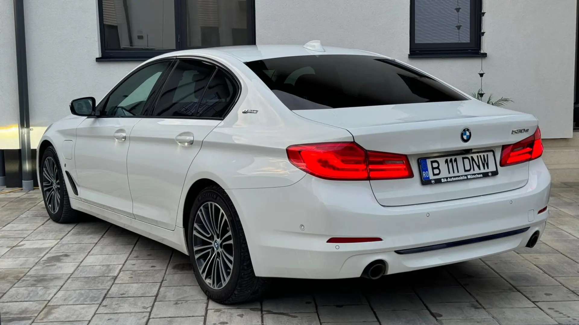 BMW 530e Sport Hybrid Automatic ! 252cp