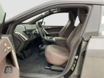 BMW iX xDrive40