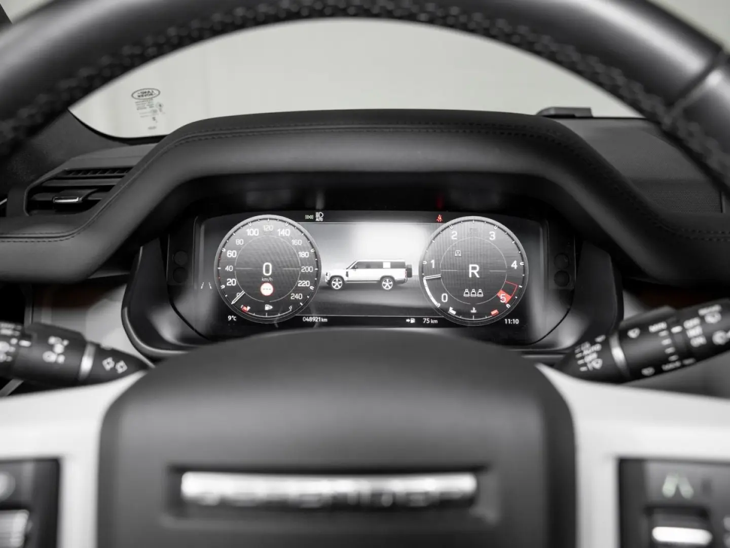 Defender 130 D300 SE / HuD / Bright Pack