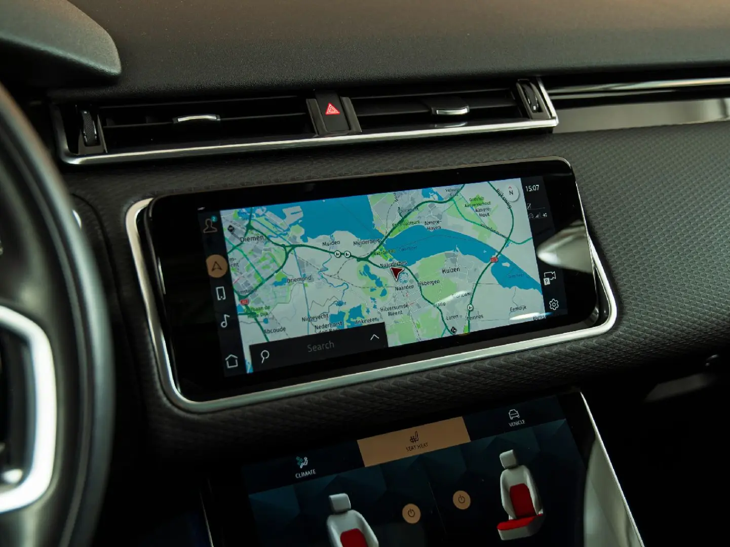 Range Rover Velar R-DYNAMIC SE P400e-PANO-22