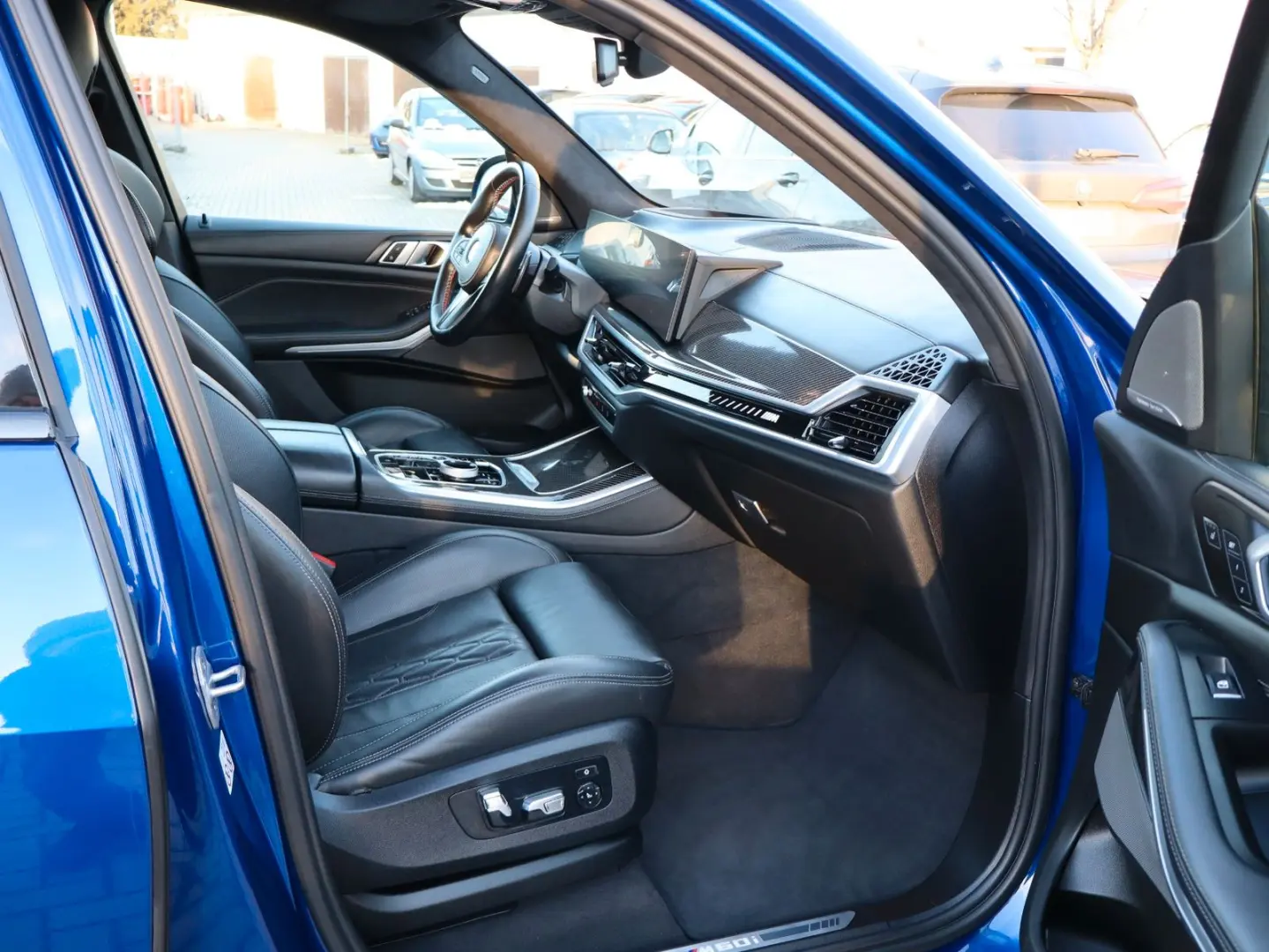 X5 M60i
