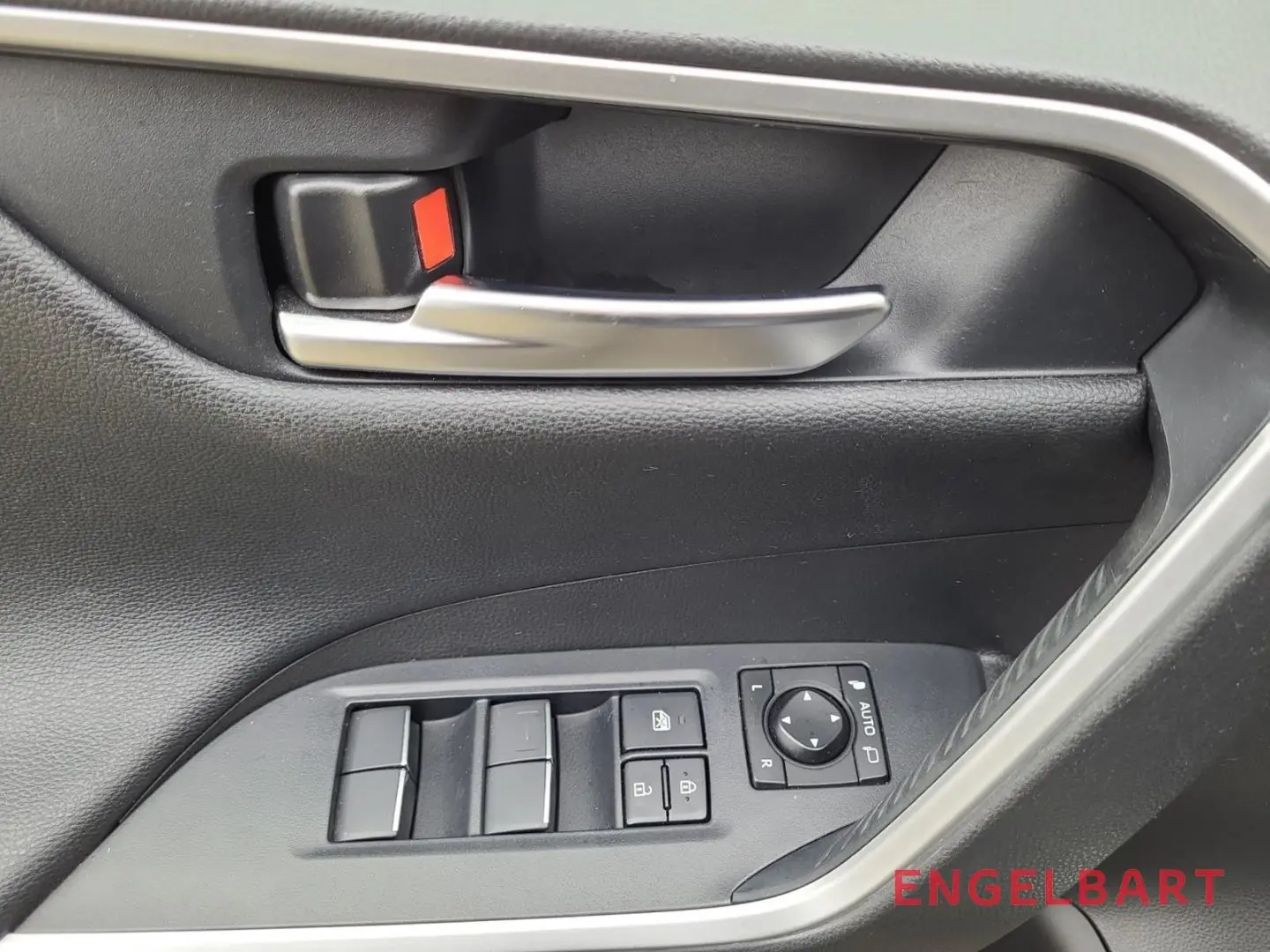RAV 4 Hybrid 4x4 Team Deutschland 2.5 VVT-i EU6d