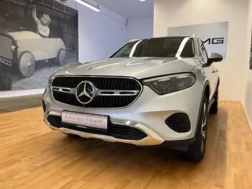 GLC 300 e 4Matic Offroad Distronic Pano AHK 360