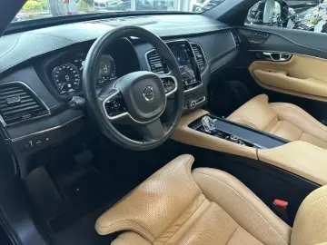 XC90 T8 AWD Inscription Plug-In LED ACC Navi H&K 360