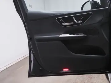 GLC 200 4M AMG STANDHEIZUNG-DISTRONIC-PANO-360°