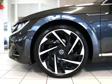 Arteon R-Line 4M DCC AHK HUD STHZ Pano LED Leder