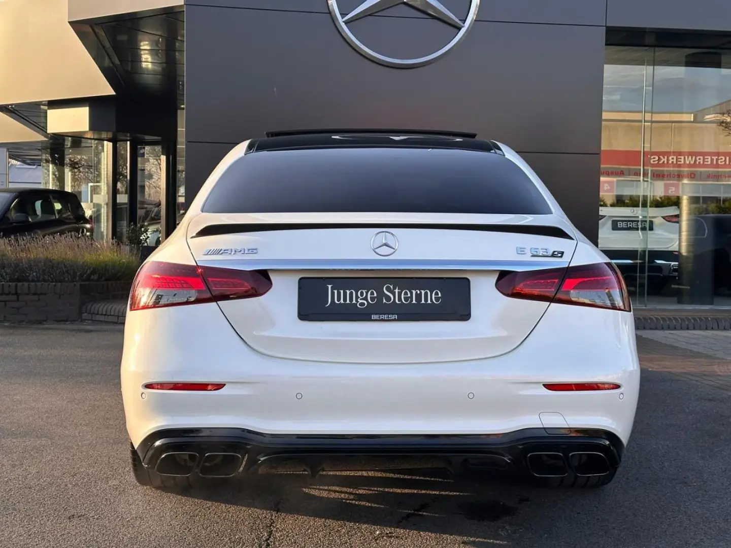 E 63 AMG S 4M+ Night Carbon Pano HUD Multibeam