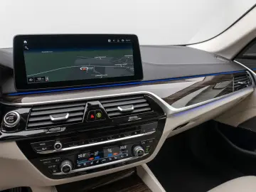 530i Luxury Line Kamera Laser HUD DAB H/K SoftCL