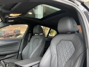 530i M Sport L.C Pro Head-Up Glasdach Laser ACC