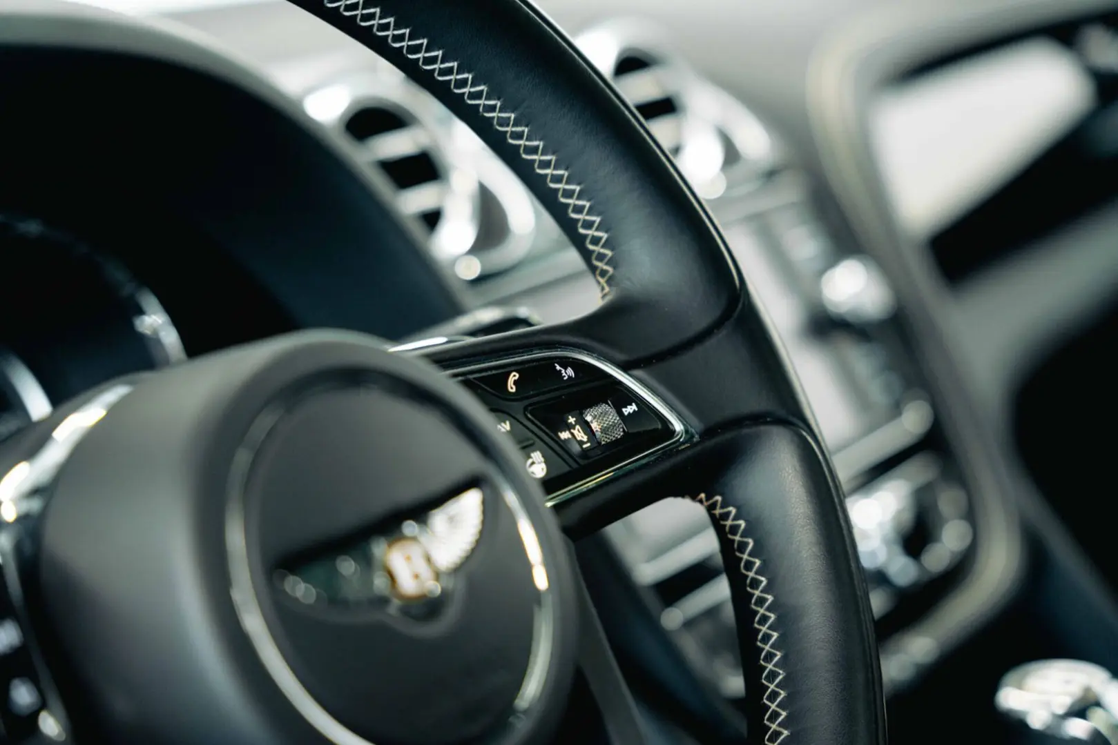 Bentayga Hybrid