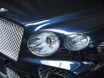 Bentayga V8 Azure 4WD Autom.