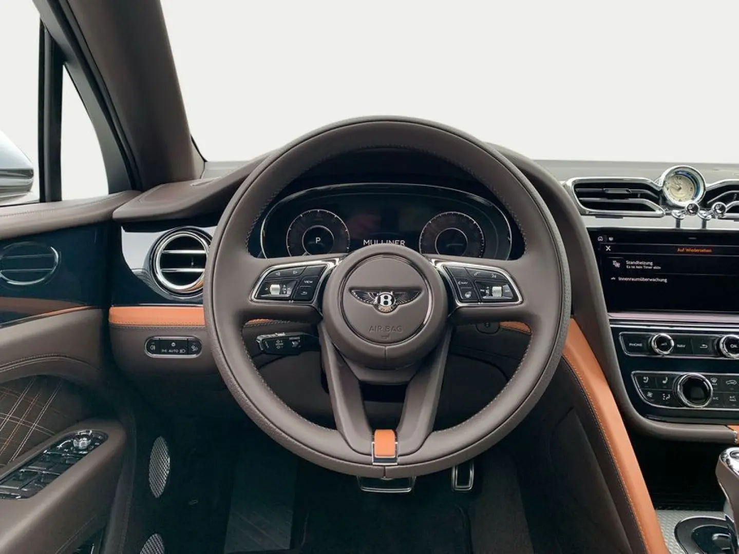 New Bentayga EWB V8 Mulliner