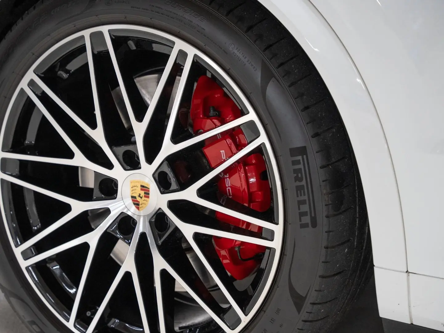 Cayenne S E-Hybrid Coupe 22-Zoll AHK 18Wege Sitz