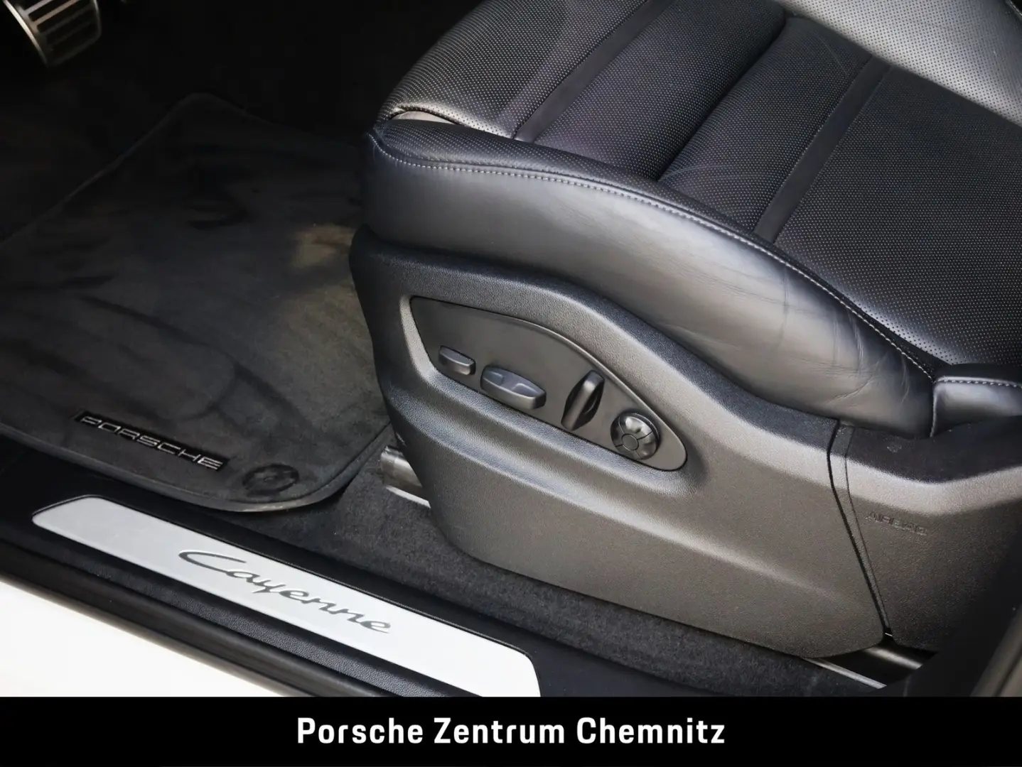 Cayenne E-Hybrid Luft;Sitzbelüft.;BOSE;PDCC;Pano