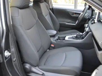 TOYOTA RAV 4 2,5 HYBRID AWD