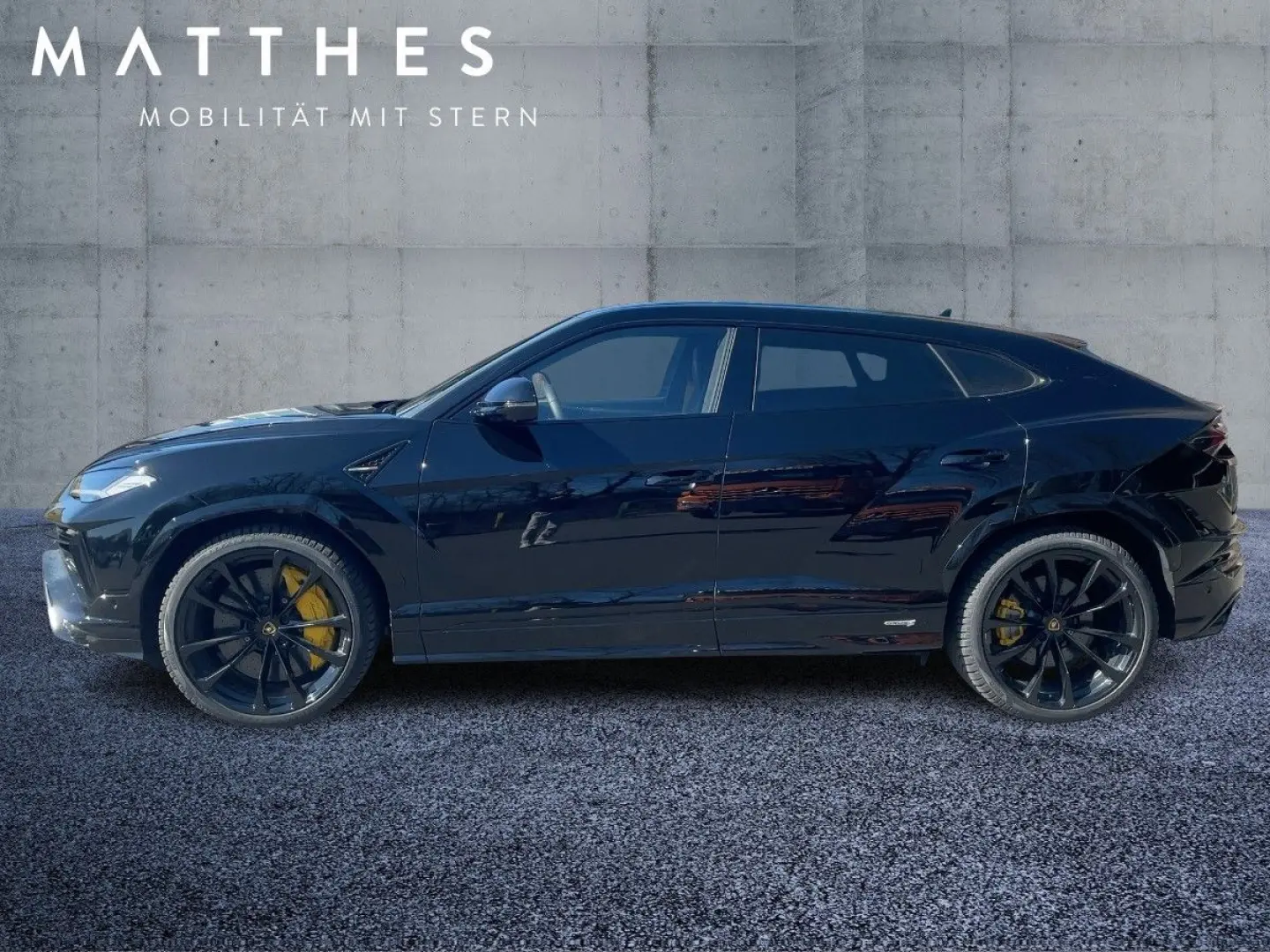 Urus S Keramik/Dark-Package/HuD/Pano/23''