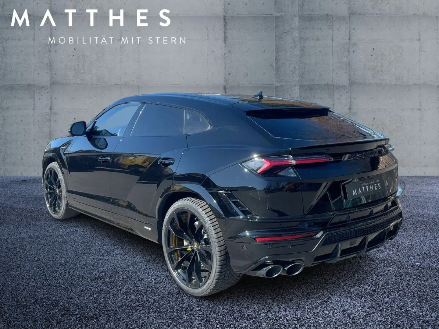 Urus S Keramik/Dark-Package/HuD/Pano/23''
