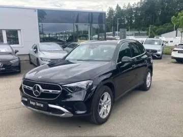 GLC 220 d 4M Avantgarde Distr AHK Navi LED 360