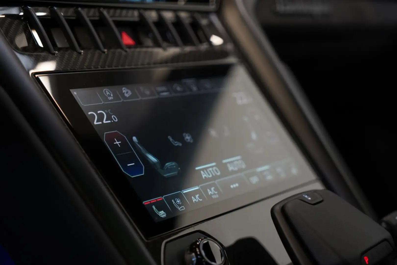 Urus S *1.HD *23Zoll *Pano *Keramik *B&O *Carbon