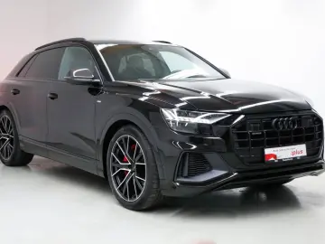Q8 60 TFSIe quattro Competition Plus S line Pano