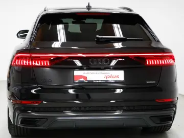 Q8 60 TFSIe quattro Competition Plus S line Pano