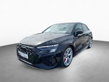 RS3 Spb. 2.5 TFSI qu. - PANO - KAMERA -ACC
