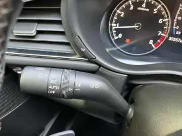 CX-30 Selection 2.0 AWD LED+NAVI+360°+HEAD-UP