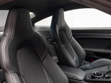 Porsche 992 Facelift GT3 Touring
