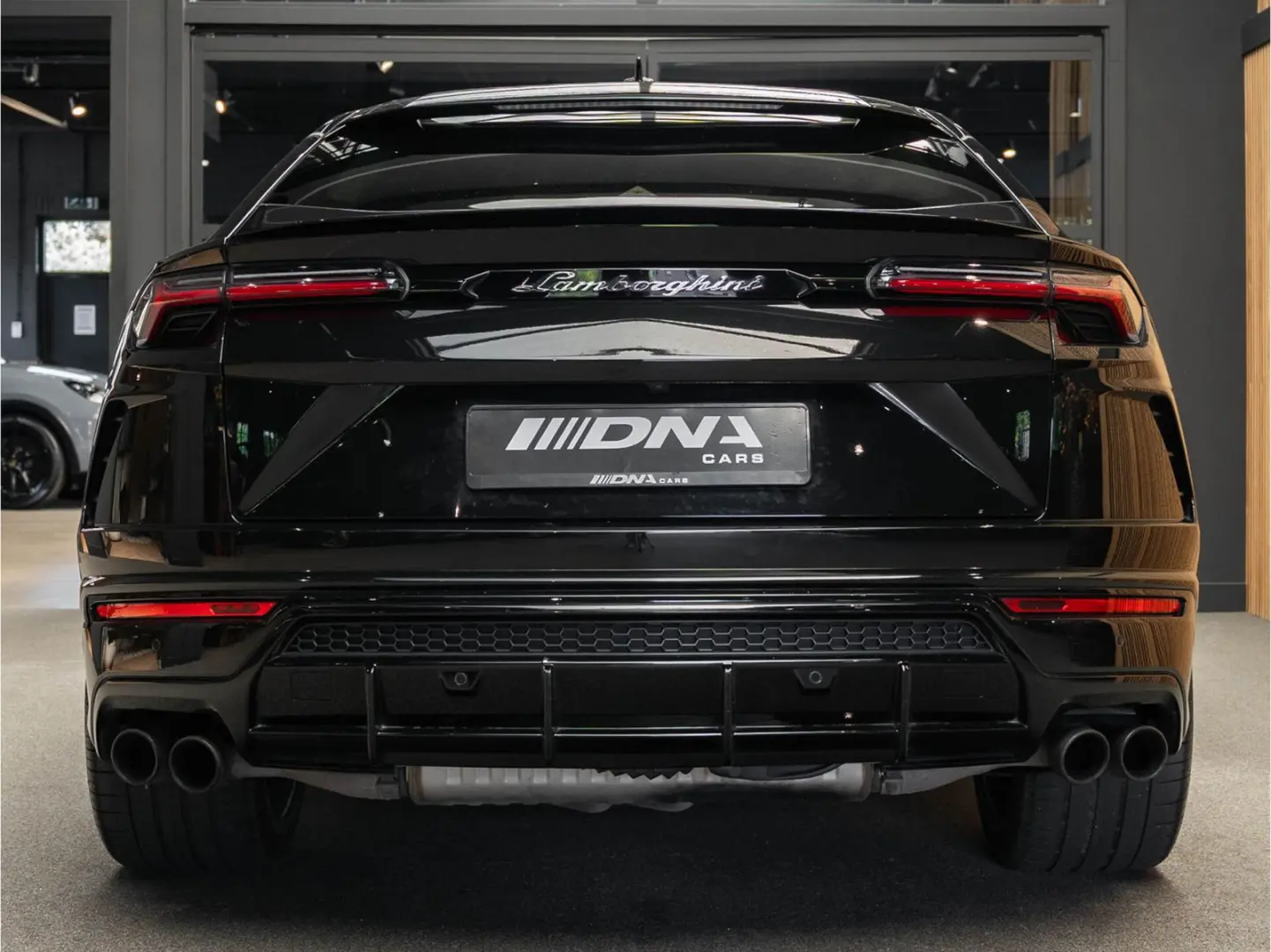 Urus V8 Keramisch Volleder Massage 4.0 V8 Ventil