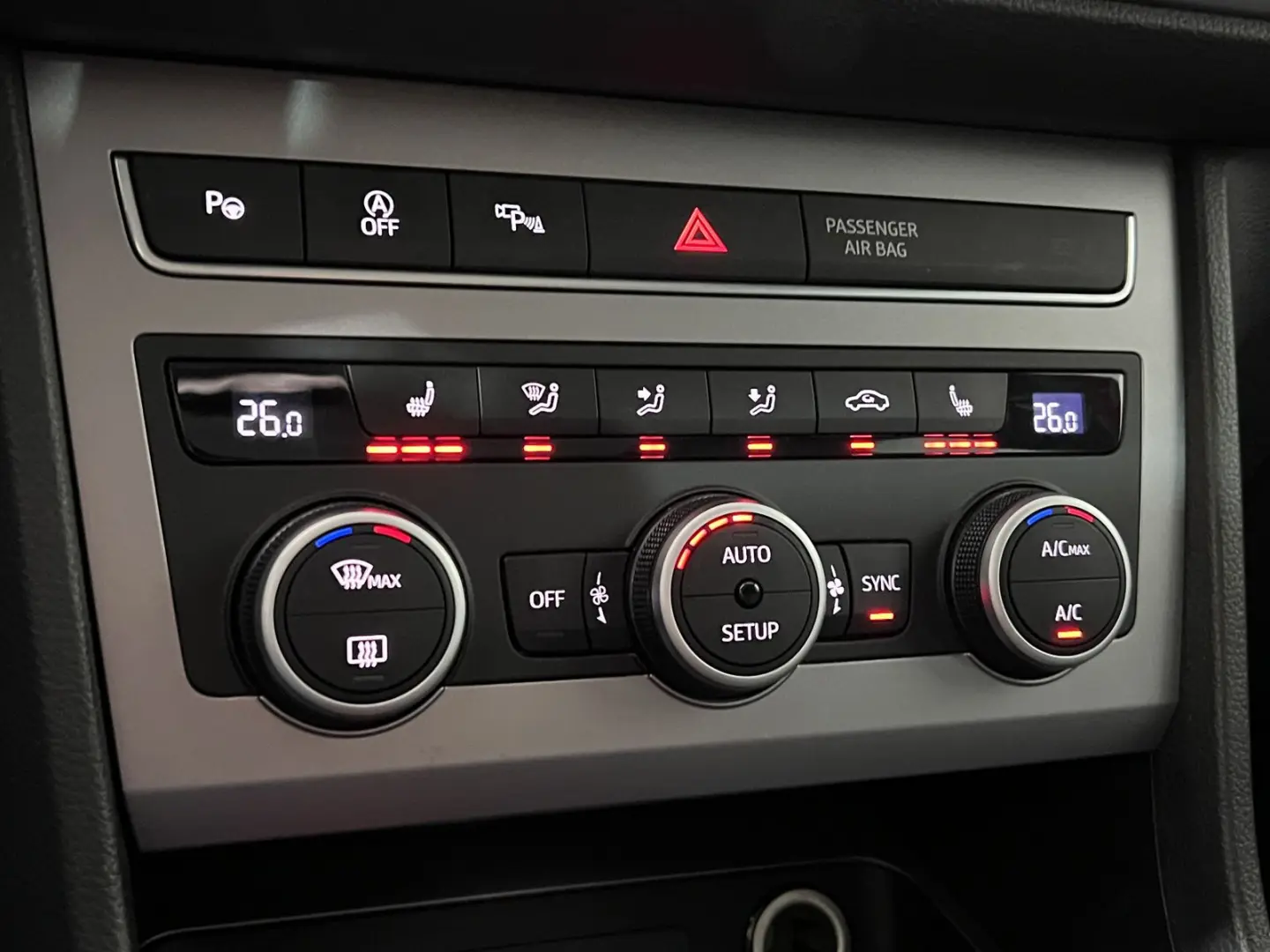 Ateca 1.5 TSI FR*DSG*Pano*AHK*360°*Beats*Carplay