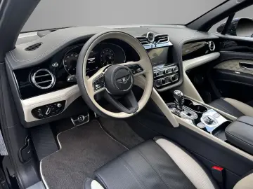 Bentayga S V8  Vollausstattung -BENTLEY BERLIN -