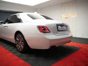 ROLLS ROYCE GHOST