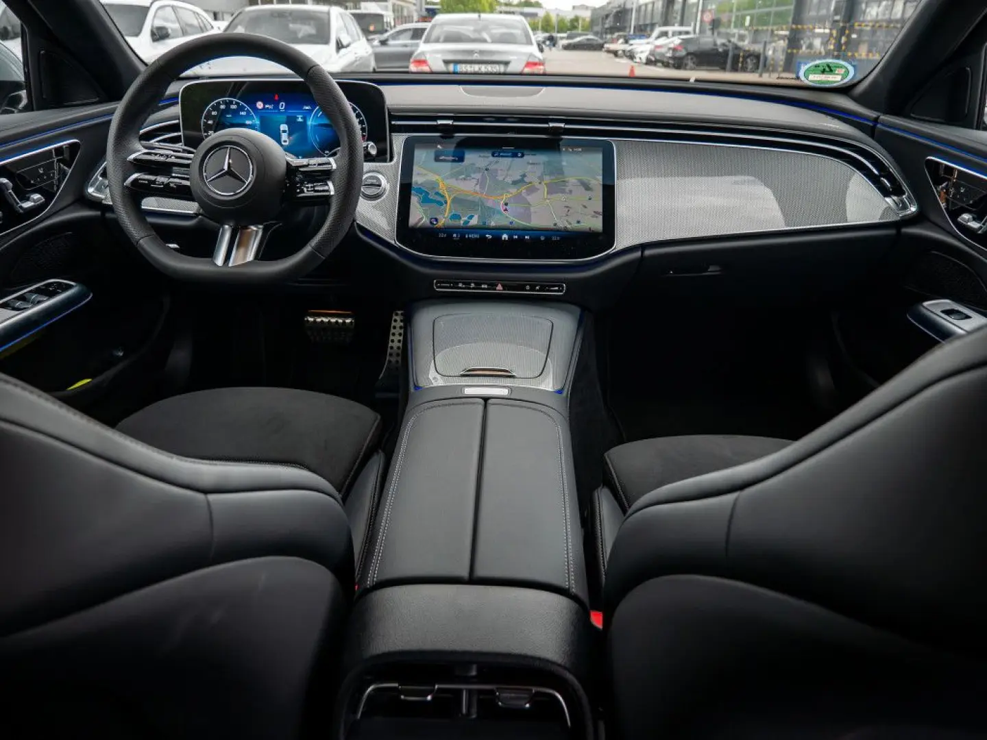 E 300 e AMG Line Distr LED Navi Kamera