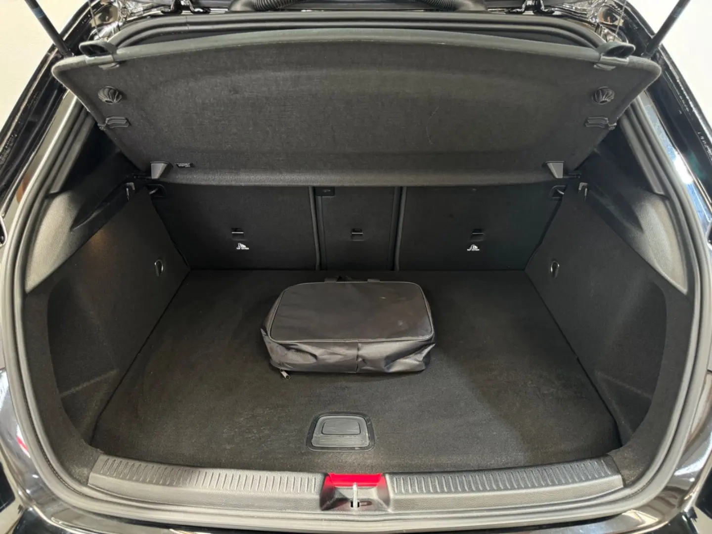A 250 A -Klasse E Edition/AMG-LINE/AMBIE/KAM/LED