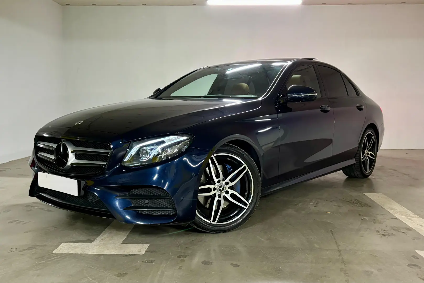 Mercedes-Benz E 220