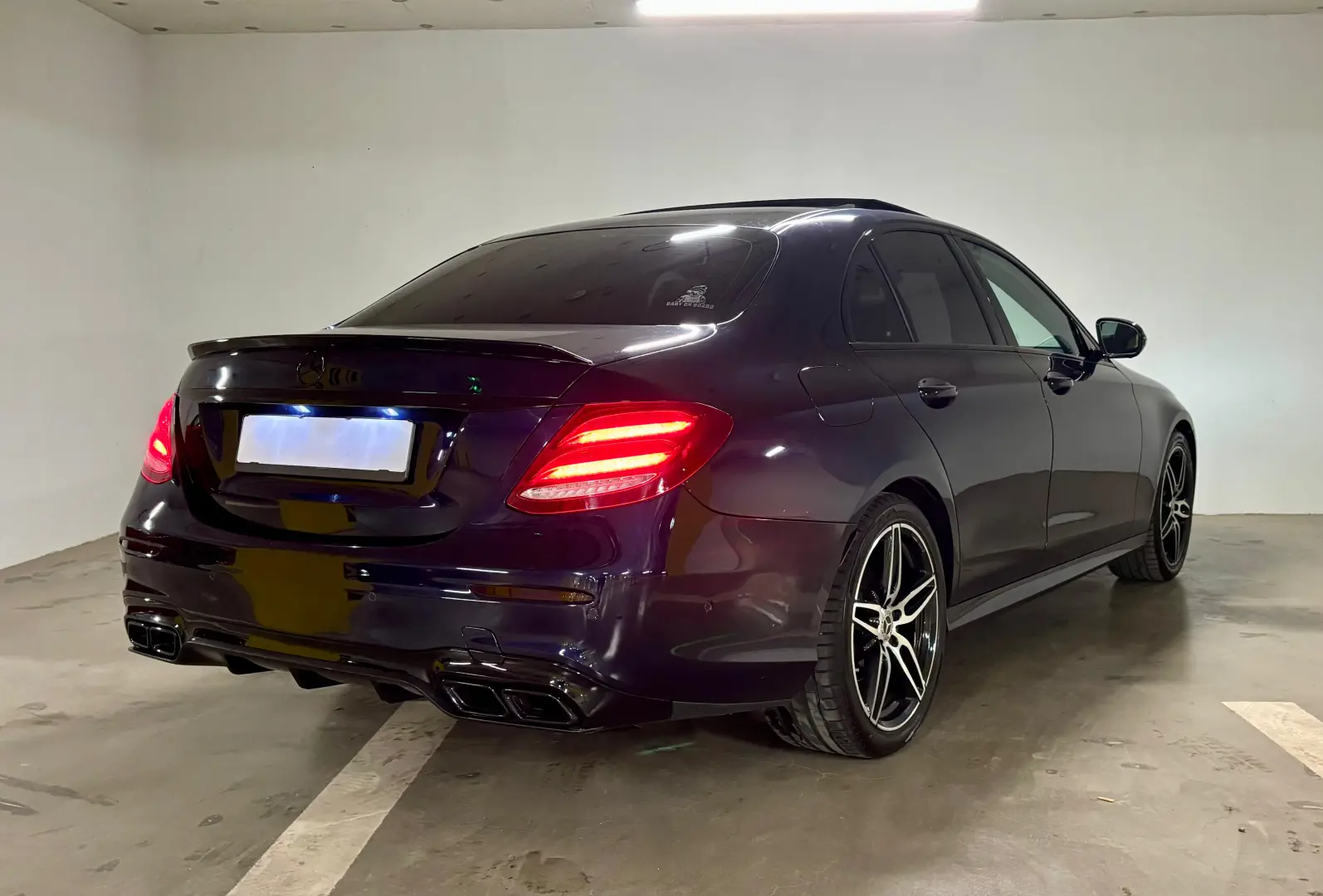 Mercedes-Benz E 220