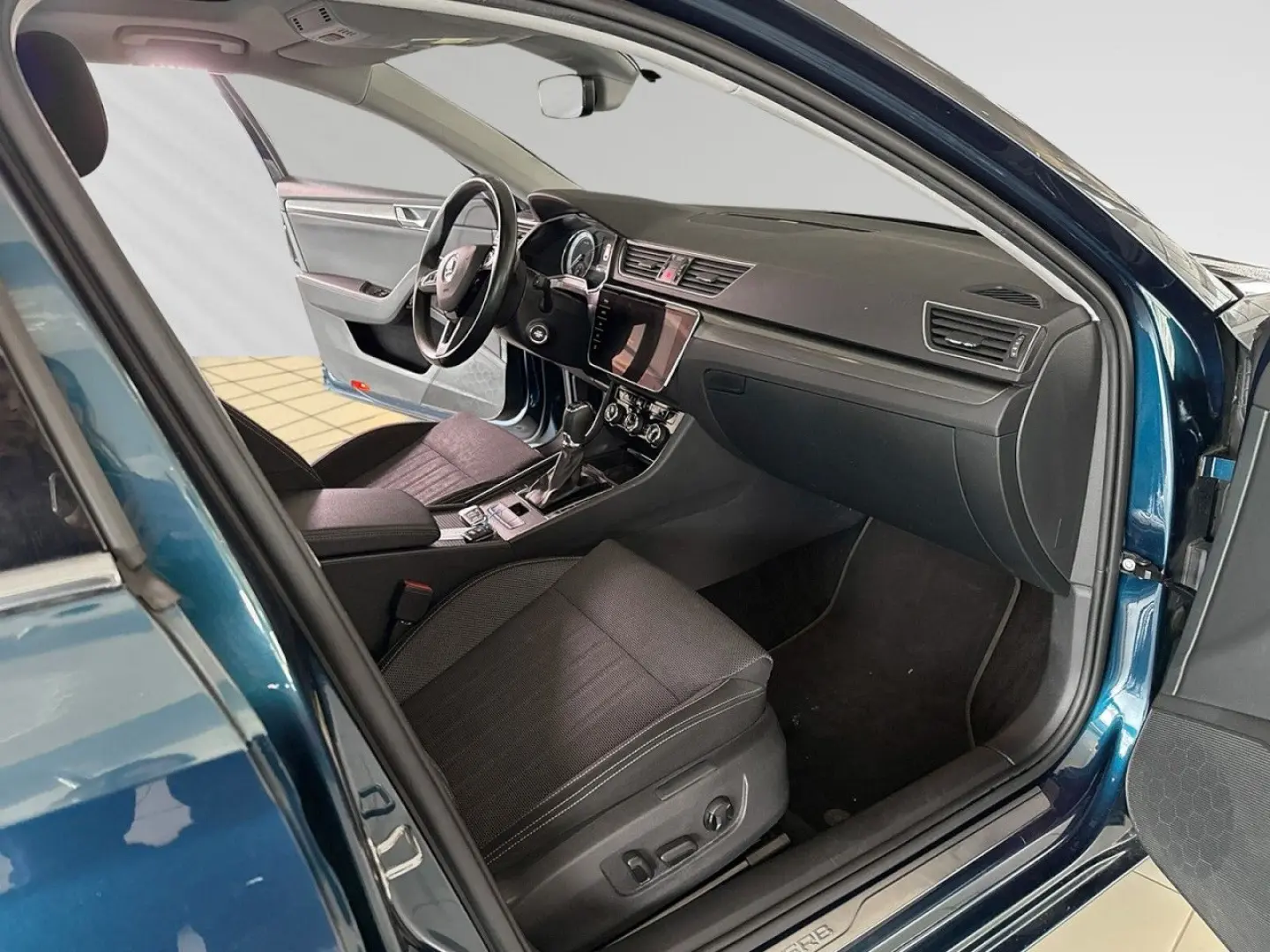 Superb Combi 2.0 TSI Style 4x4 OPF (EURO 6d-TEMP