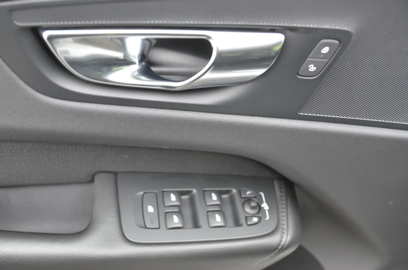 VOLVO XC60 2.0 D3 an 2020