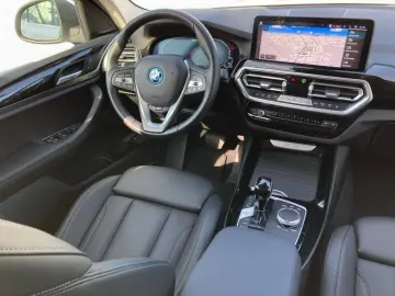 X3 xDrive30e LiveProf Pano SurrView SpoSi DAB