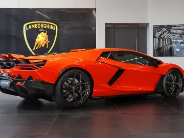 Revuelto 6.5 V12 HPEV