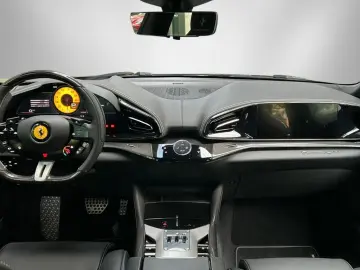 Purosangue / Carbon / Glasdach / LED