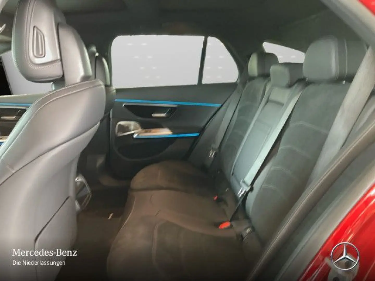 E 300 de T 4M AMG Adv.+/PANO/NIGHT/DIGI/DISTR/