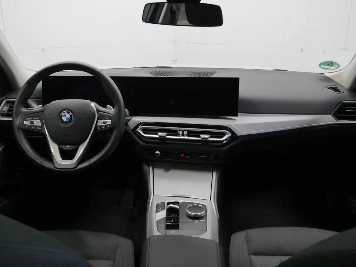 318i Touring M Shadow Pano DrivingAssis Lenkrhz